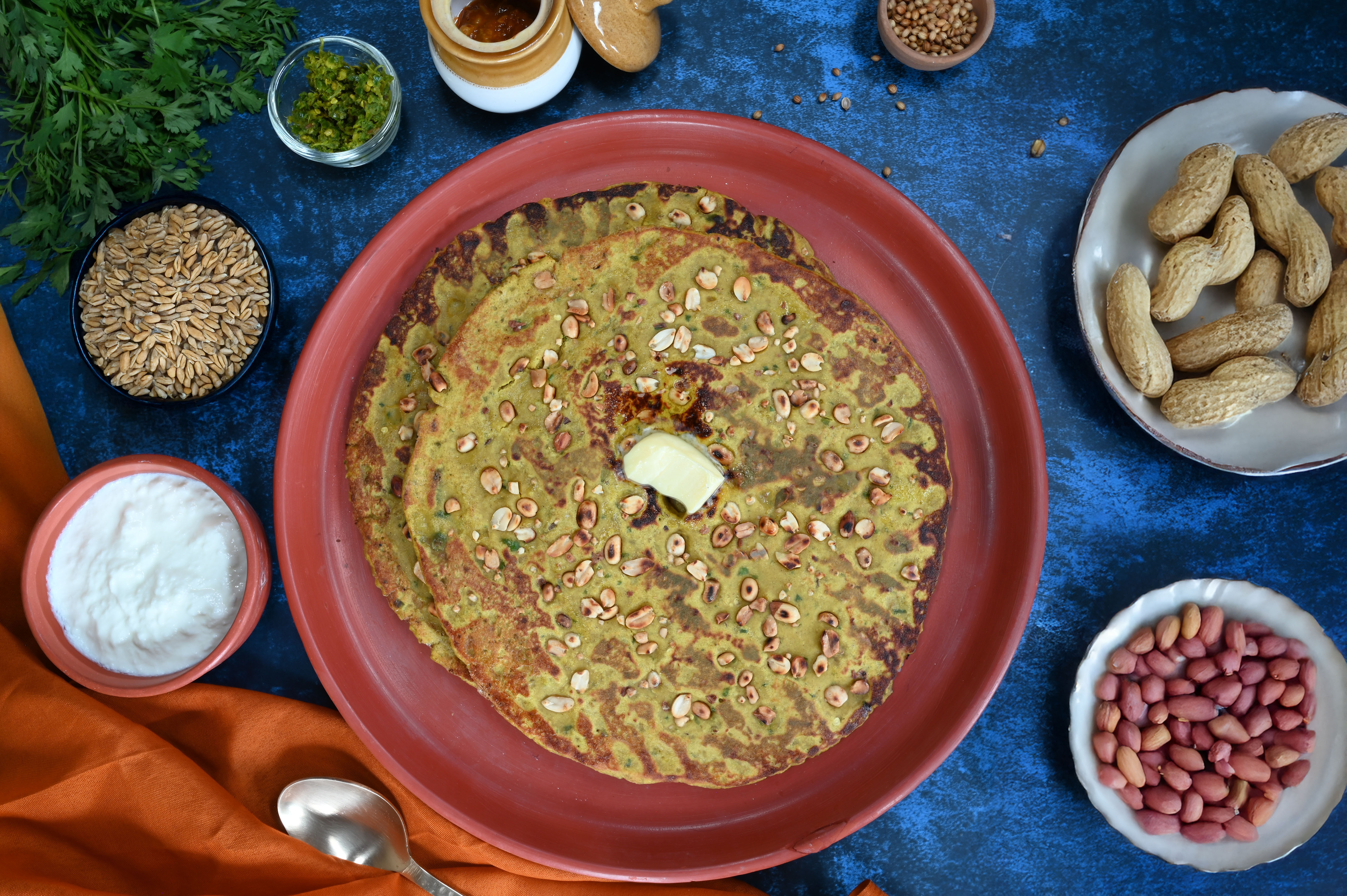 Fresh shengdana thalipeeth with whole ingredients